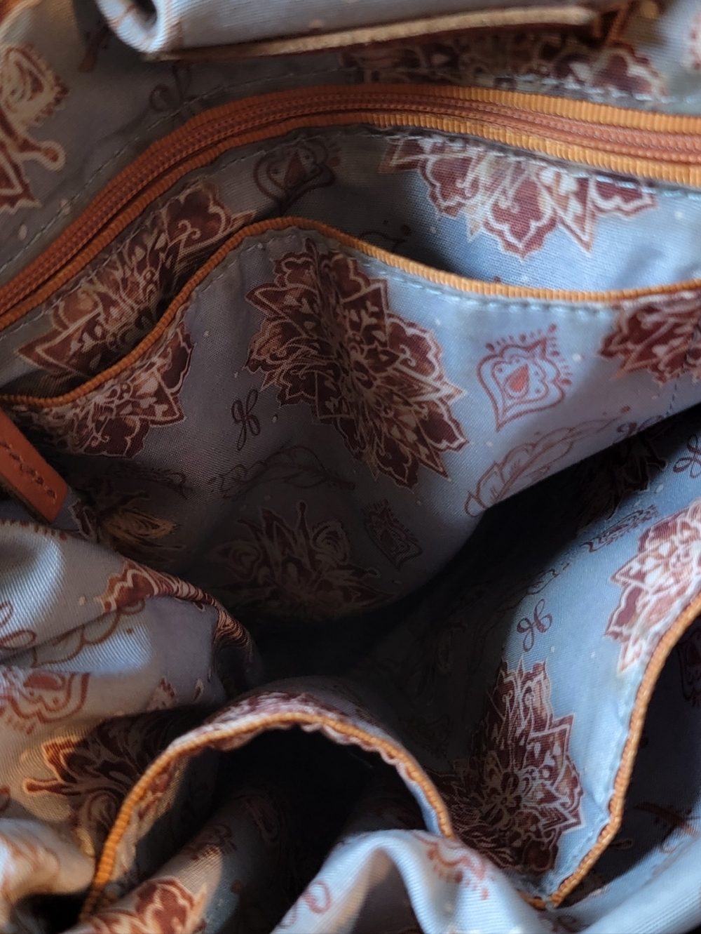 HOBO Merrin Convertible Backpack/Purse - Picture 5 of 8